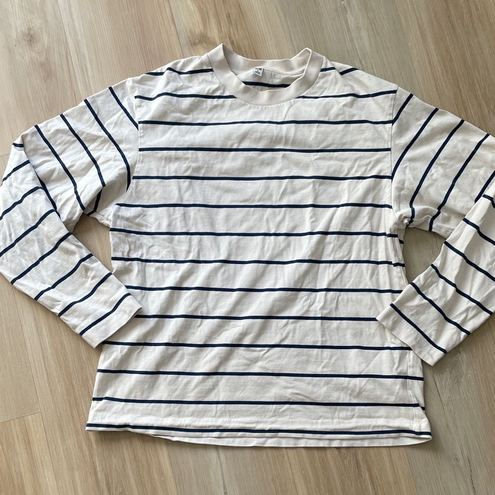 Uniqlo 100% cotton striped long sleeve shirt
